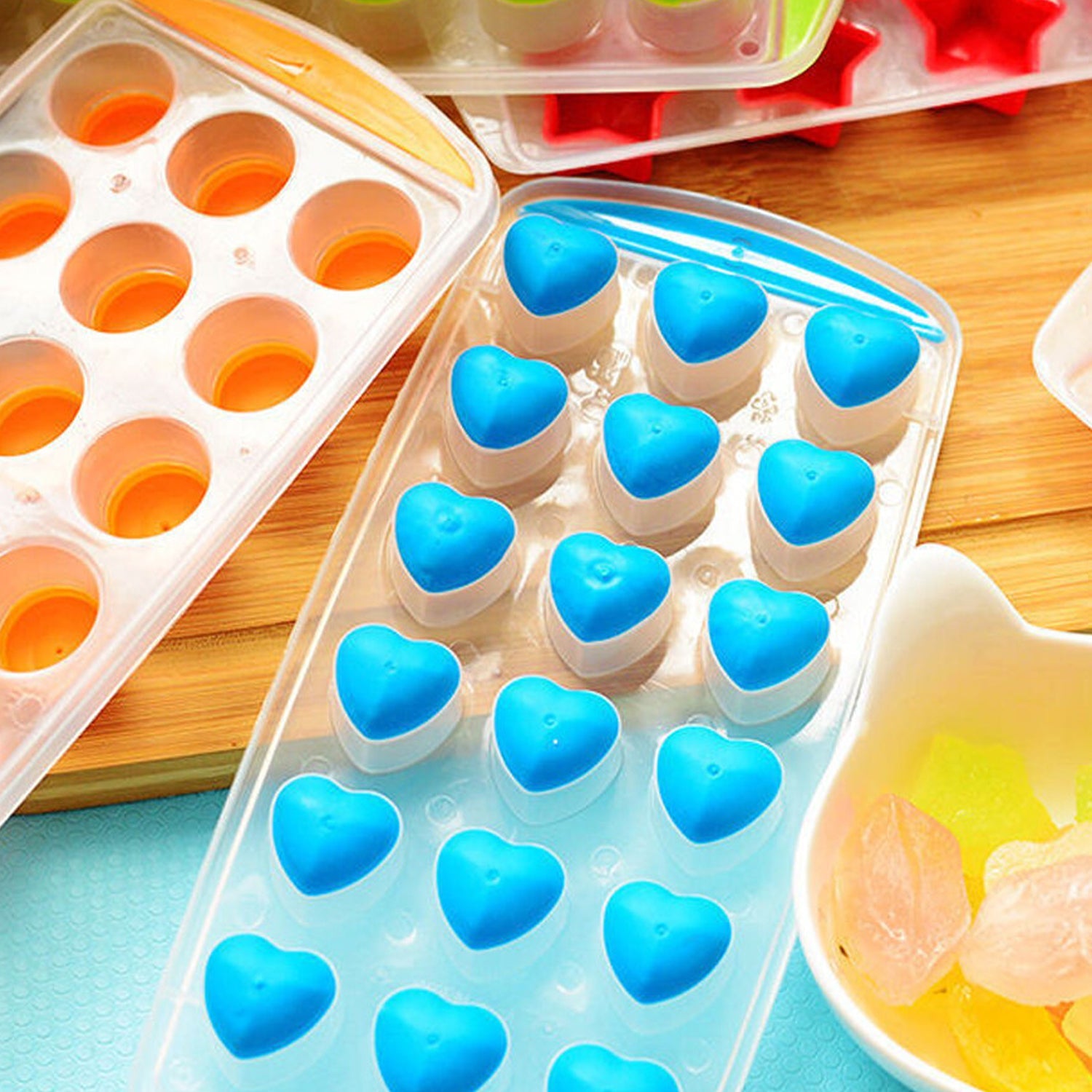 5352 Easy Push Premium POP-UP ice Tray, With Flexible Silicon Bottom and Lid, Heart Shape 18 Cube Trays DeoDap 5352 Easy Push Premium POP-UP ice Tray, With Flexible Silicon Bottom and Lid, Heart Shape 18 Cube Trays DeoDap
